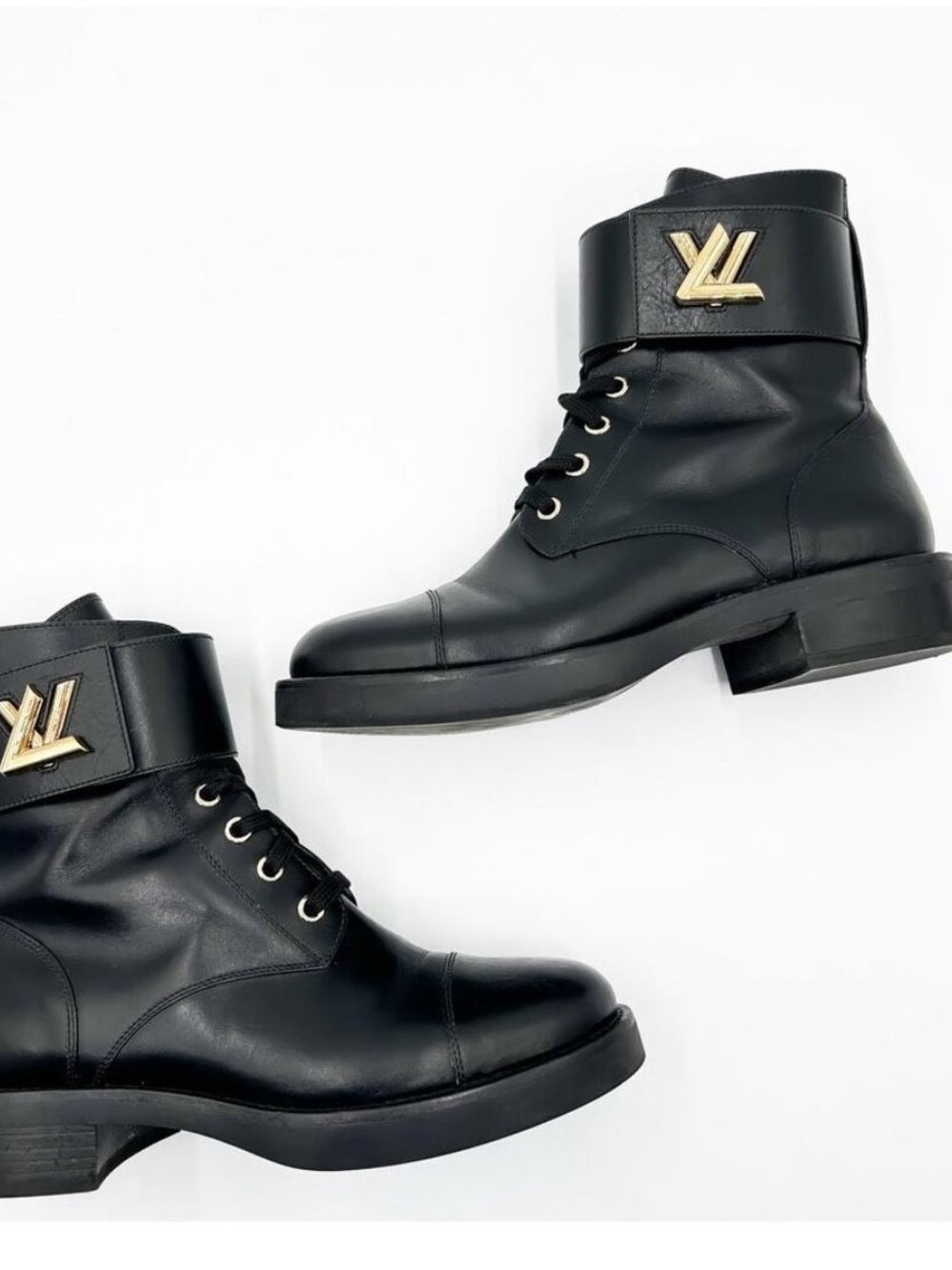 Authentic Louis Vuitton Wonderland Ranger Boot - Picture 6 of 8